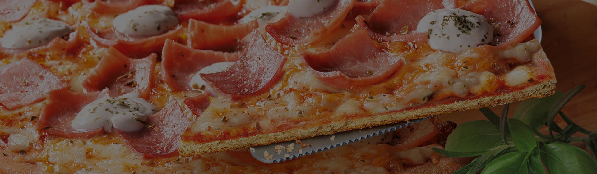 Thin & Crunchy pizza